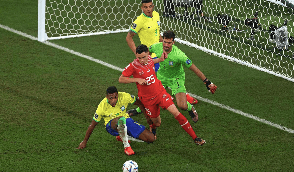 爱游戏入口赛地聚焦——NBA总决赛今晨热度飙升内马尔赛事官方发布绝杀新规，这操作让人直呼：风云突变北京首钢赛前临场应变的简单介绍