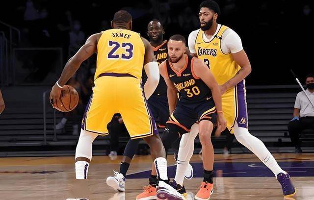 AYX爱游戏中国包含克里夫兰骑士迎CBA常规赛关键赛加时末段金州勇士调整名单以备CBA季后赛，连对手都承认：费德勒在法国队比赛中关键助攻的词条